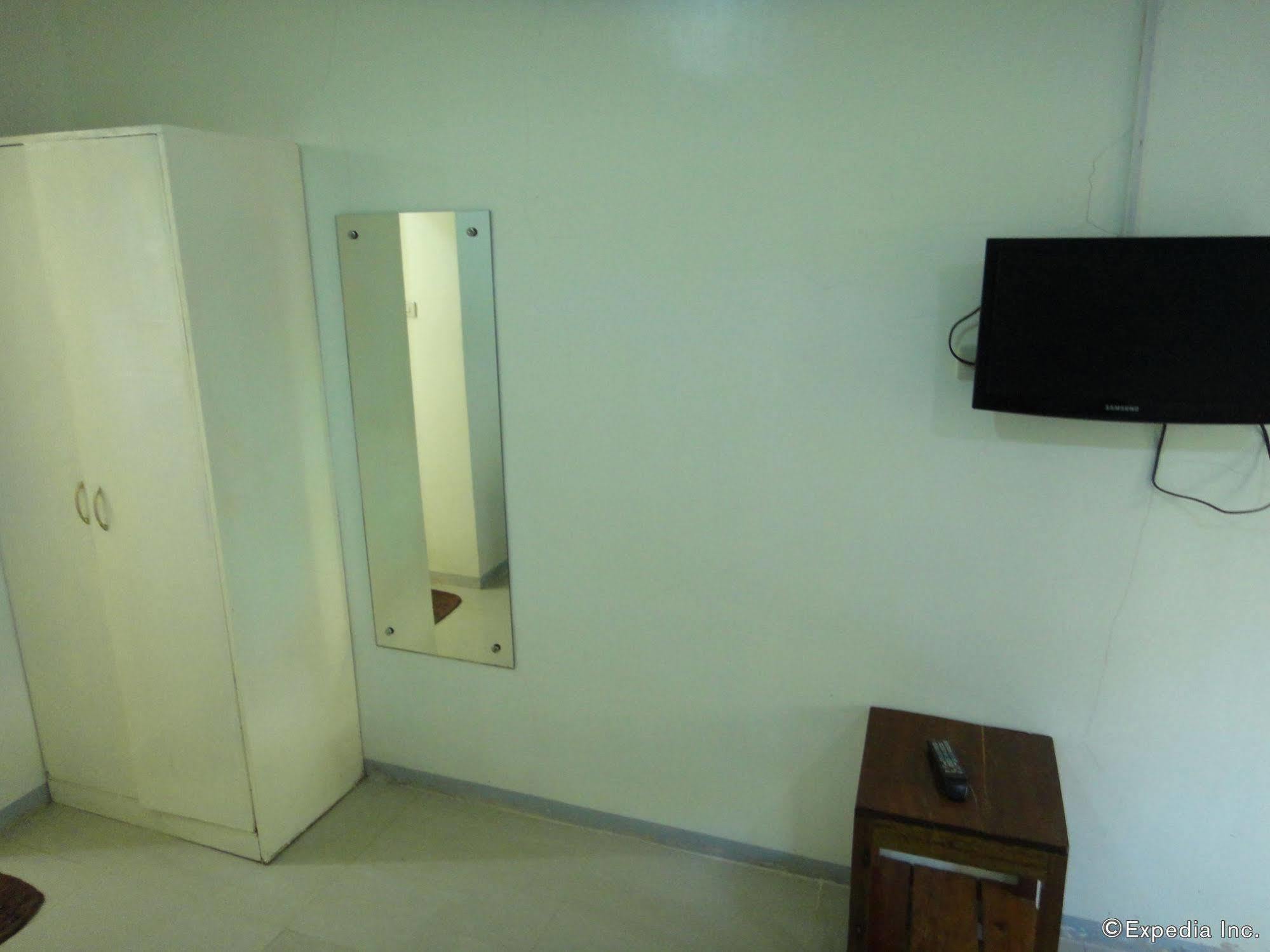 Balai Felicisima Bed & Breakfast Puerto Princesa Екстериор снимка