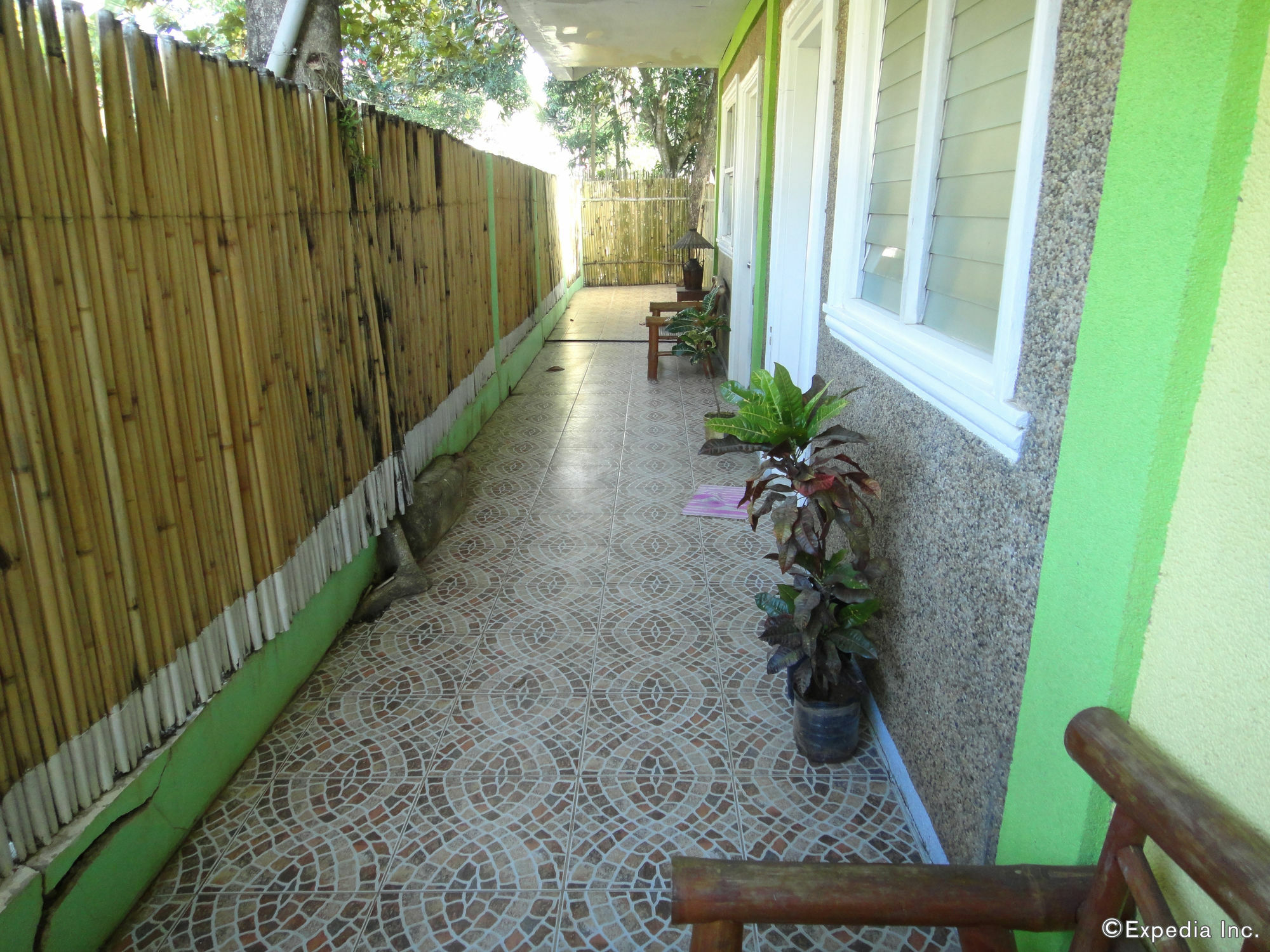 Balai Felicisima Bed & Breakfast Puerto Princesa Екстериор снимка