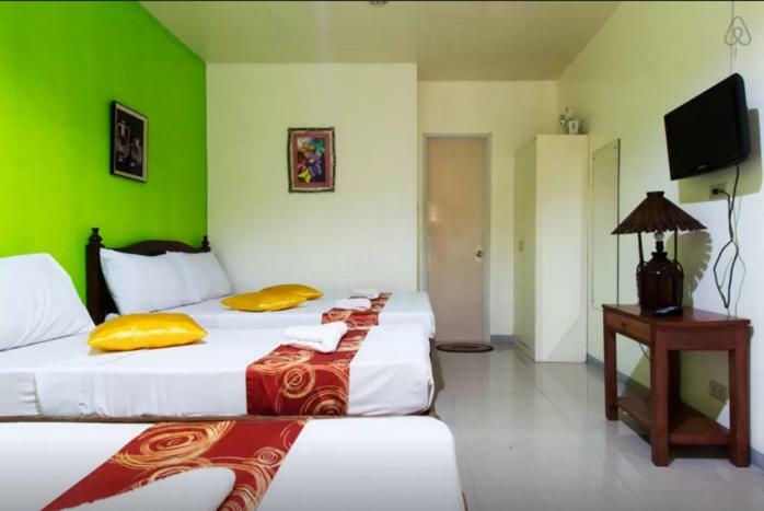Balai Felicisima Bed & Breakfast Puerto Princesa Екстериор снимка